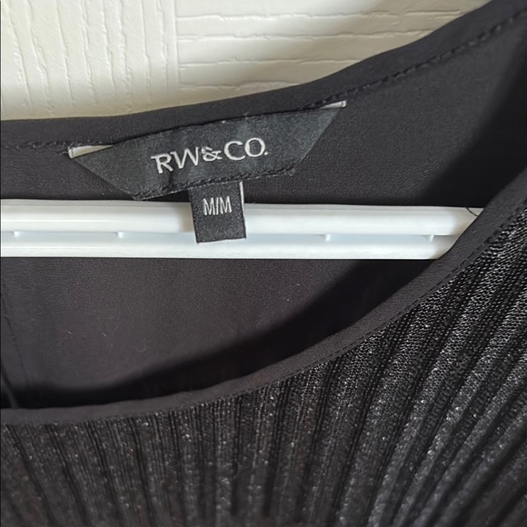 Black Ribbed Short Sleeve T-Shirt - Picture 2 of 5